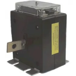 Трансформатор тока 400/5 10ВА класс точности 0,5 в пластмассовом корпусе с крышкой